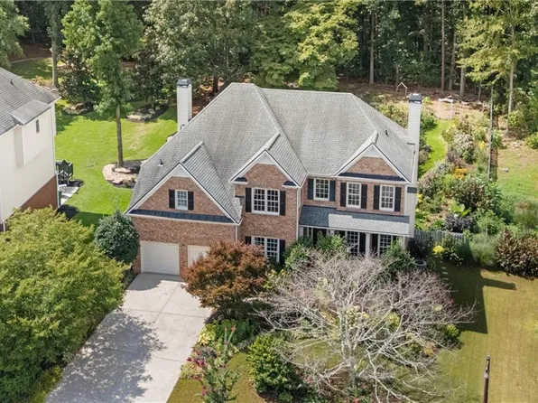 562 Vinings Springs Dr SE, Mableton, GA 30126