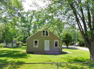 233 Stahl Ave, Washington, IL 61571
