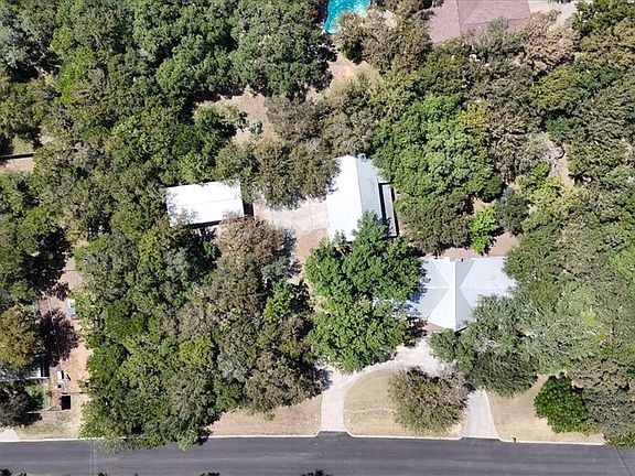 3rd image of 2500 Rolling Oaks