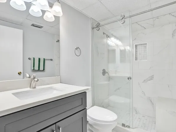 1055 Country Club Drive #305, Margate, FL 33063