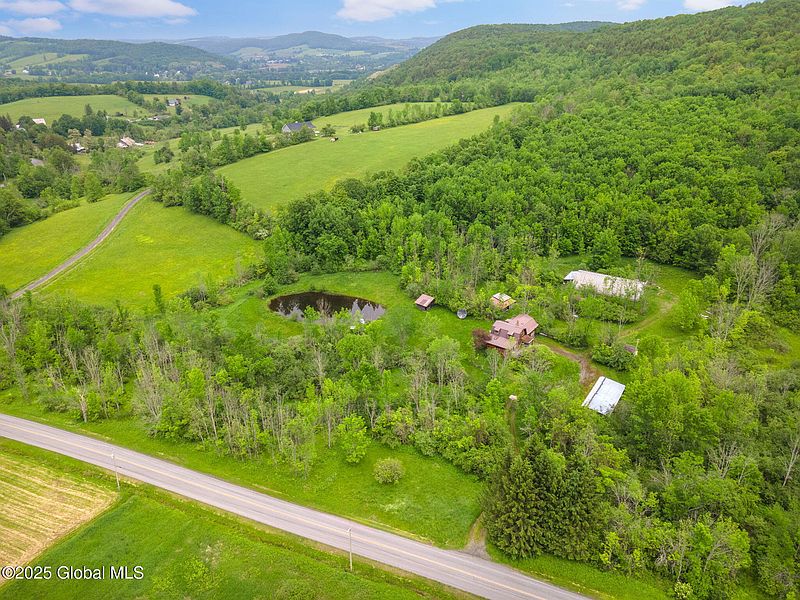 3rd image of 774 W Richmondville Road