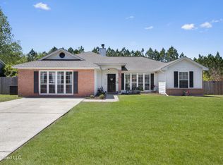 8008 Ridgecrest Cir, Biloxi, MS 39532