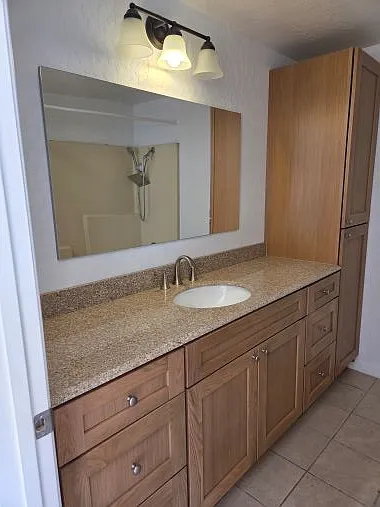 1417 Springtree Ln — Photo 5