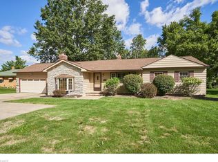 18160 Shurmer Rd, Strongsville, OH 44136