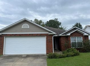204 Melrose Ln, Dothan, AL 36303