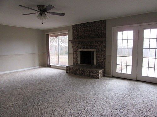 5th image of 810 Diane Dr