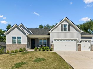 3020 Fernwood Ln, Columbia, TN 38401