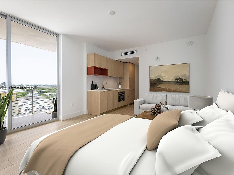1st image of 90 NE 32nd St #815
