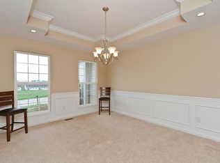 403 Sherwood Oaks Ct, Wentzville, MO 63385