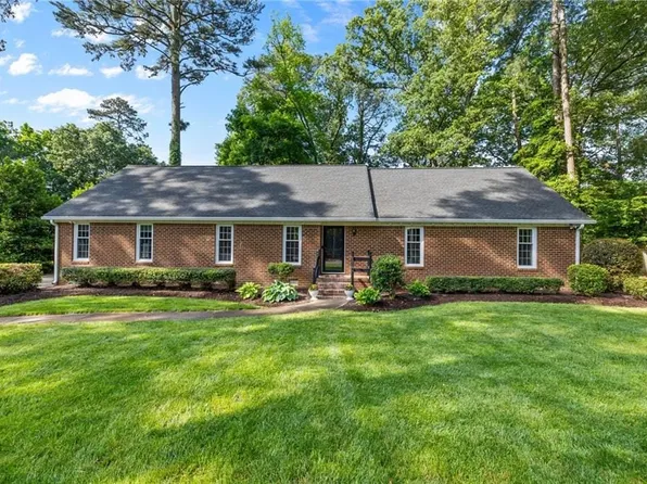 1768 Greensward Quay, Virginia Beach, VA 23454