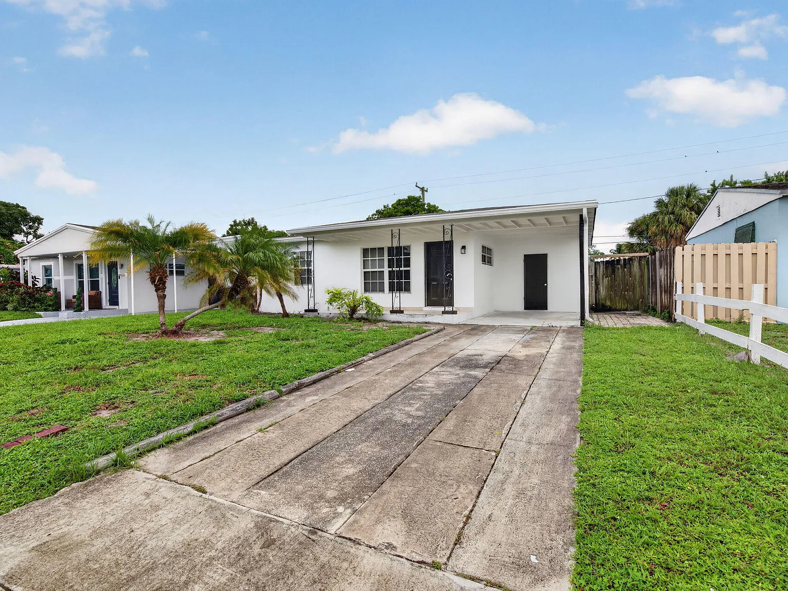 2 bed, 1.0 bath, 876 sqft, $2,600 — Photo 2