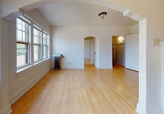 4th image of 1026 E Pleasant St APT 306