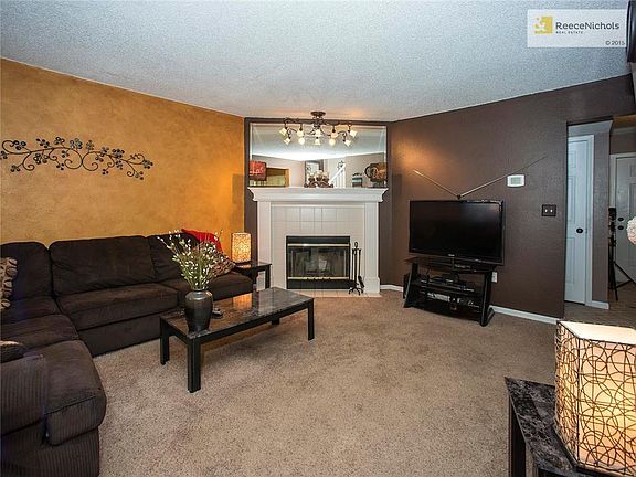 4th image of 5933 NE Moonstone Dr #31C