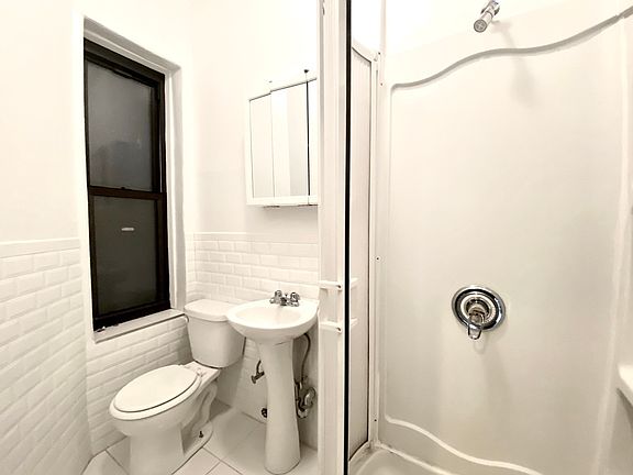 5th image of 349 E 51st St #1R