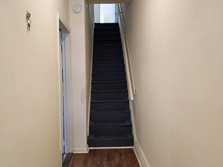 814 W Washington St #2 — Photo 2