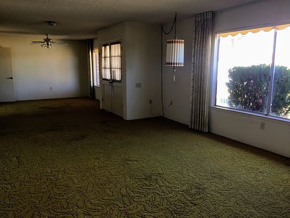4th image of 27971 Radford Dr