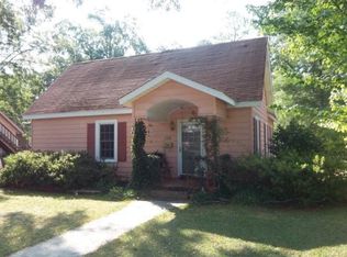 215 W Vance St, Laurinburg, NC 28352