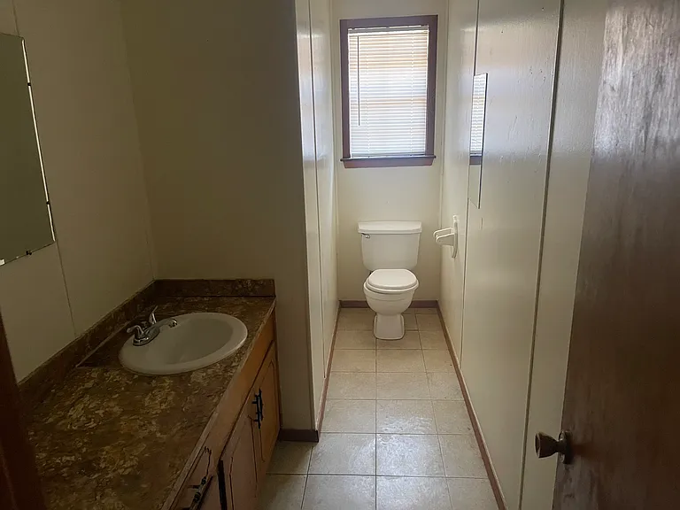 2924 N Highway 15 — Photo 9