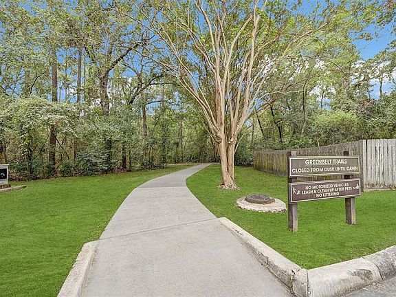 3rd image of 2307 Brookdale Drive