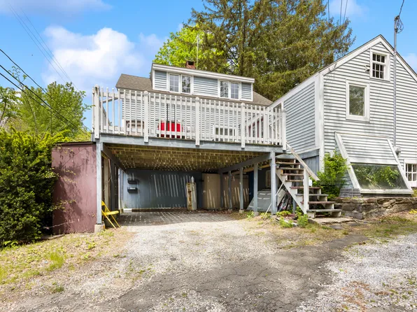16 Winter Avenue, Deep River, CT 06417