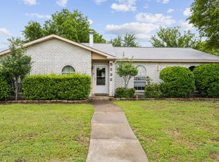 5232 Avery Ln, The Colony, TX 75056