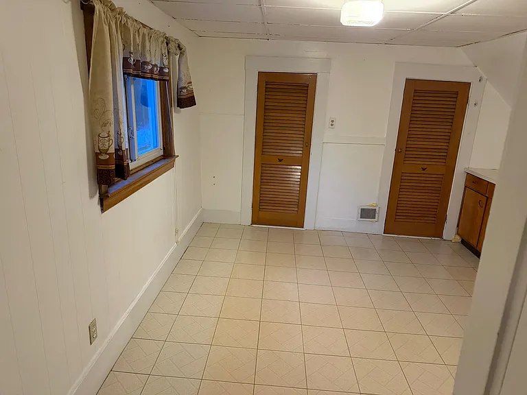 71 Tainter St #2 — Photo 5