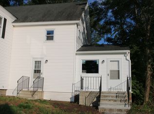 22 Pleasant St, Dunstable, MA 01827