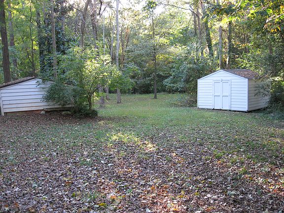 5th image of 6052 Lansing Dr