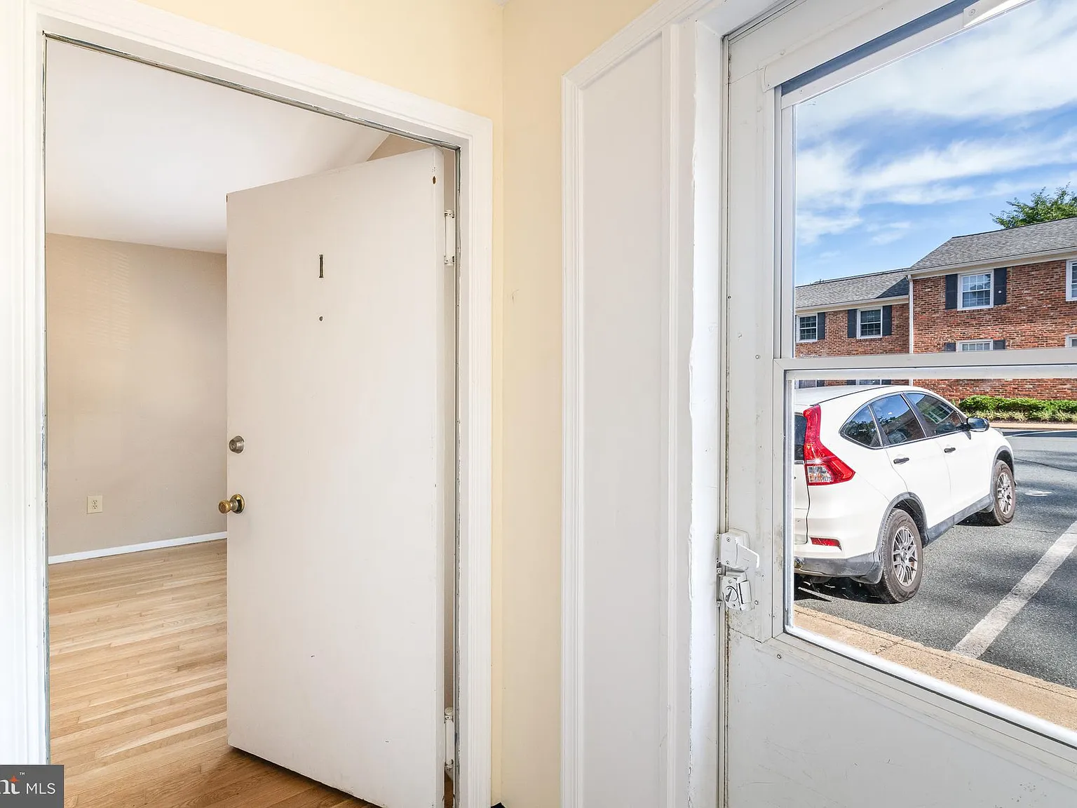2 bed, 781 sqft, $1,475 — Photo 3