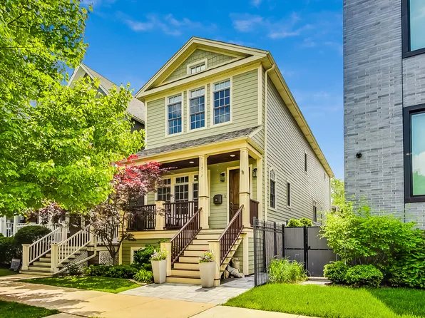 1917 W Cornelia Ave, Chicago, IL 60657