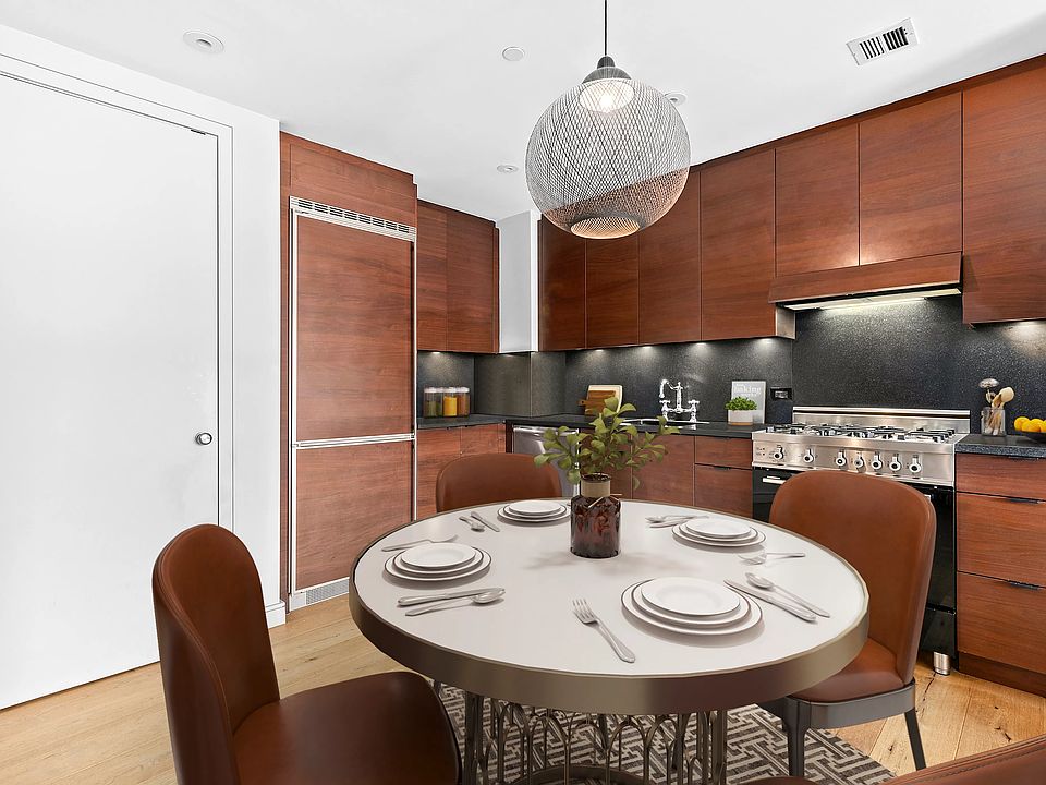 1st image of 540 W 28th St APT 6F