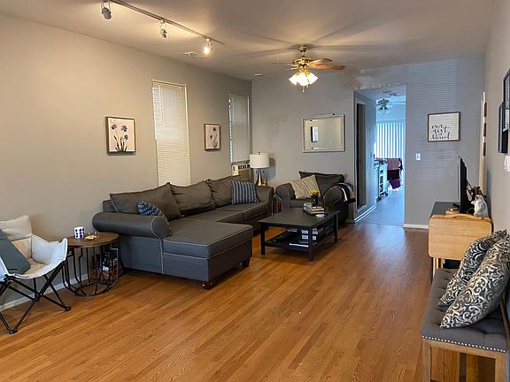 5th image of 3308 N Southport Ave #1
