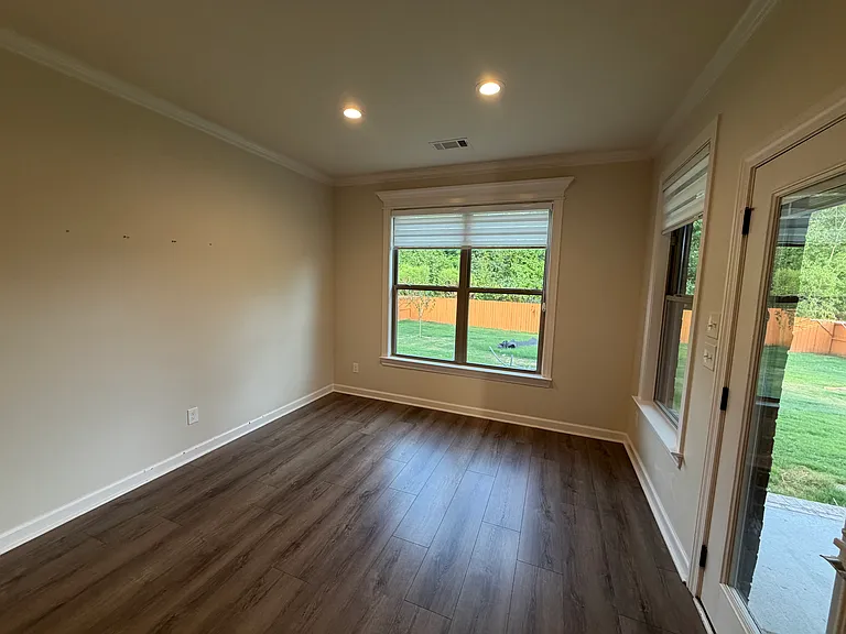 844 Oak Forest Cir — Photo 8