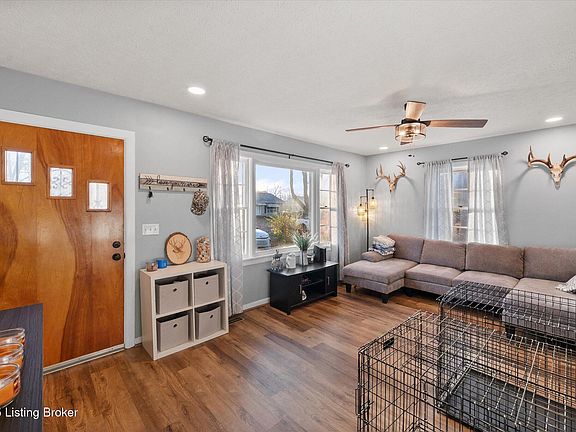 3rd image of 255 Webbmont Cir