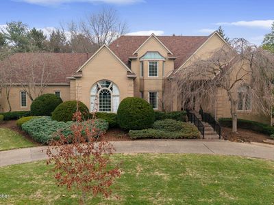 910 Rugby Pl, Hurstbourne, KY, 40222