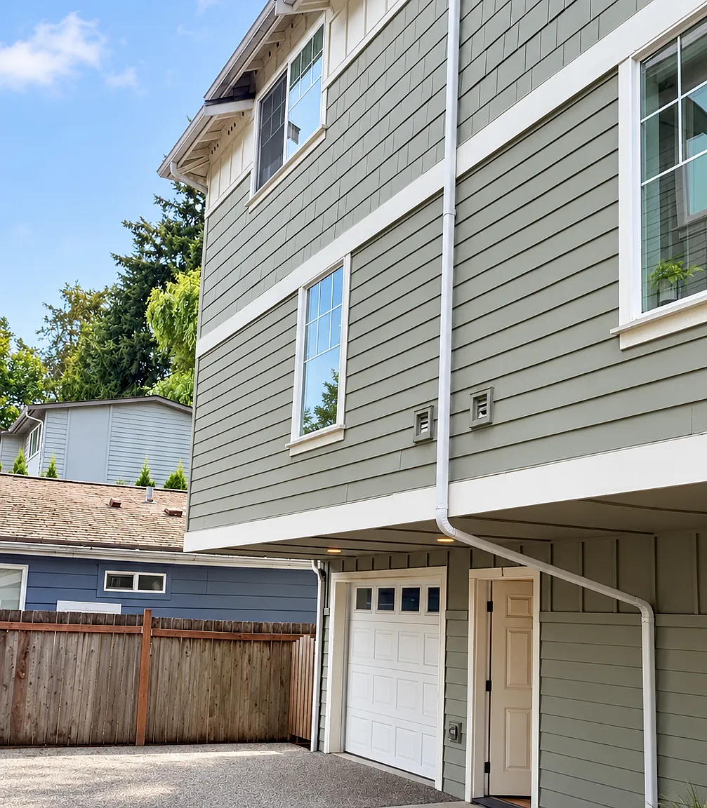 3 bed, 1410 sqft, $3,150 — Photo 1