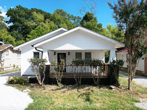 210 S Moore Rd, Chattanooga, TN 37411