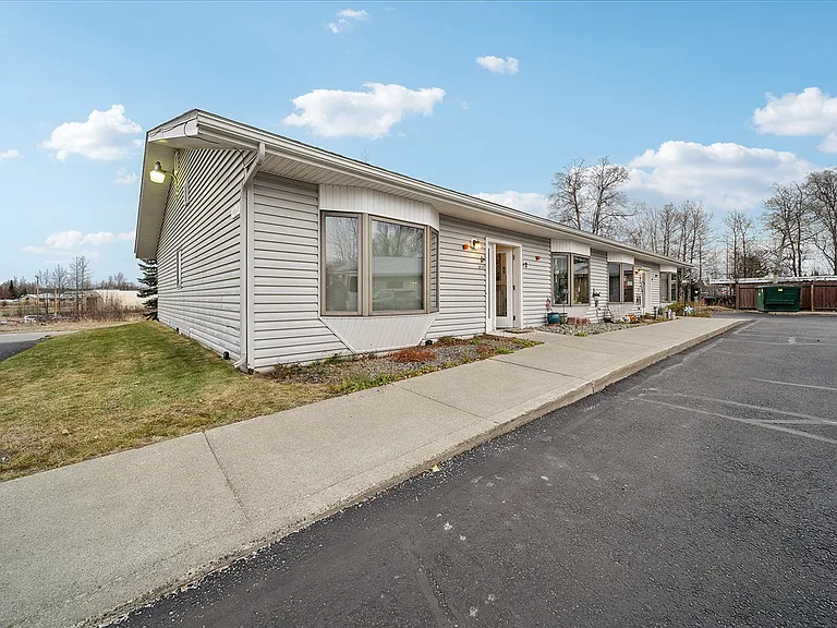 131 Shady Ln — Photo 8