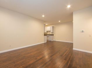 140 Maegan Pl APT 3, Thousand Oaks, CA 91362