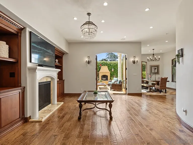 7964 Prospect Pl — Photo 11