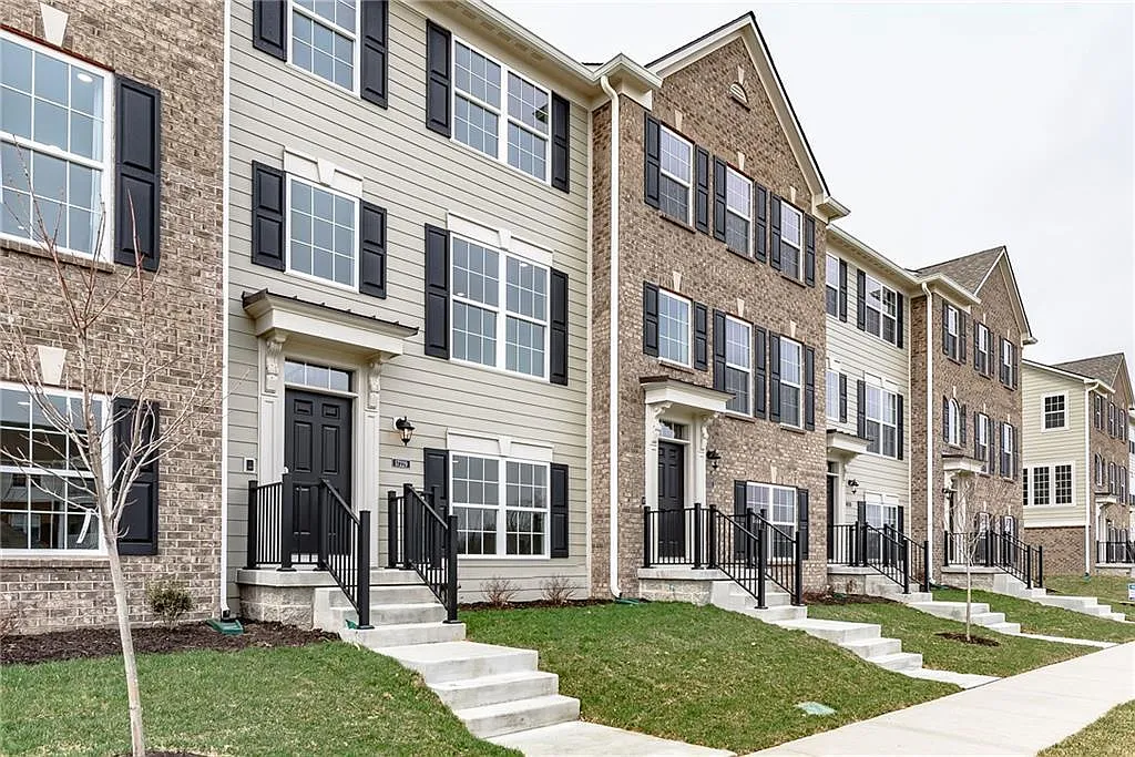 3 bed, 3.5 bath, 1753 sqft, $2,550 — Photo 1
