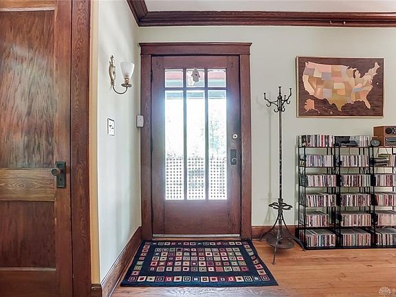 3rd image of 915 Cumberland Ave