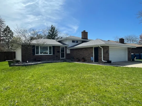 2040 W Budd Blvd, Kankakee, IL 60901