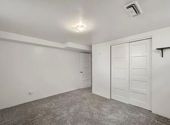 1708 S Sherman St — Photo 12