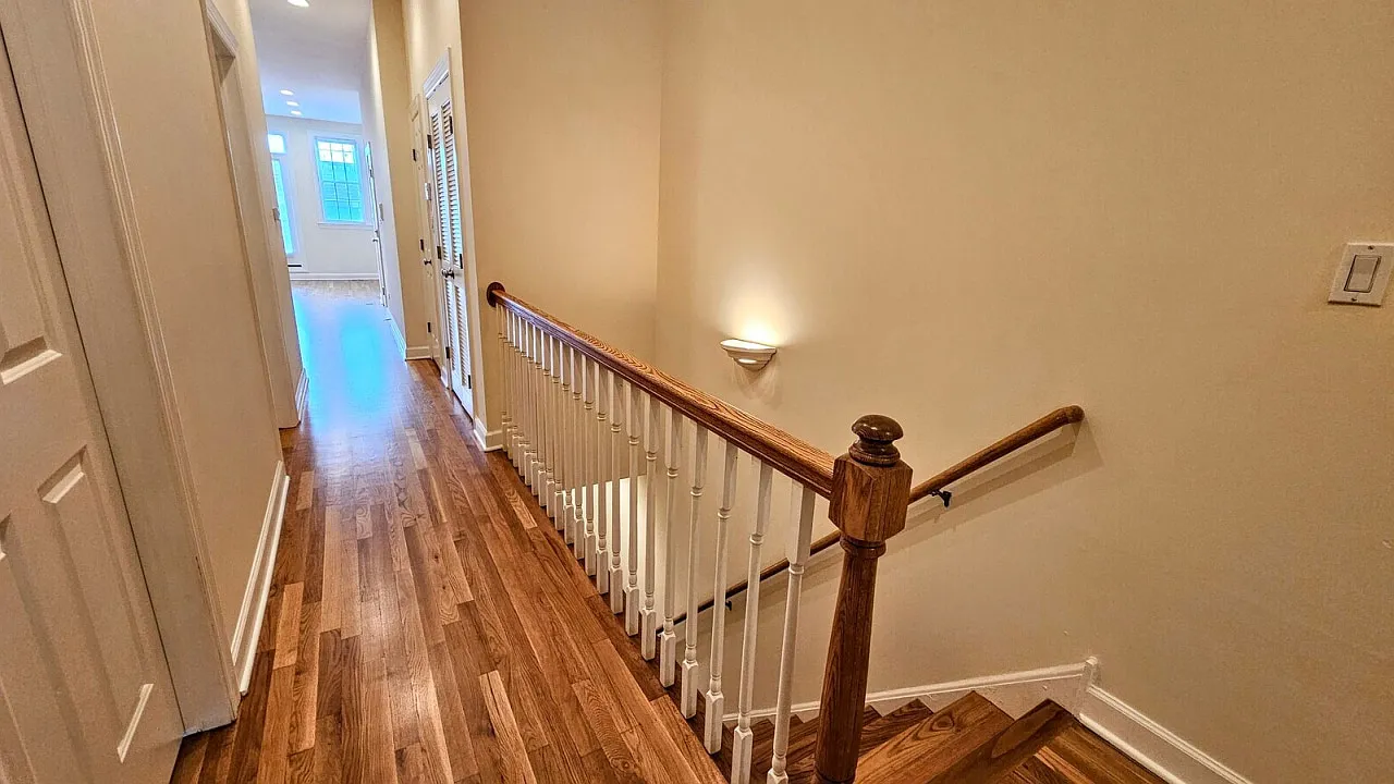 2 bed, 1500 sqft, $3,300 — Photo 3
