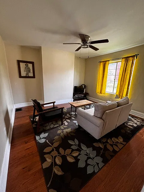 2 bed, 1350 sqft, $1,395 — Photo 4