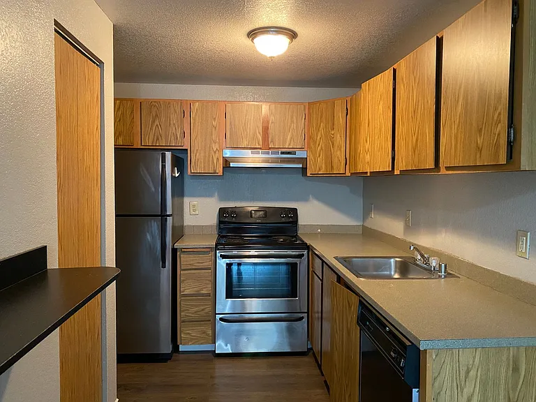 Westwood Apartments — Photo 54