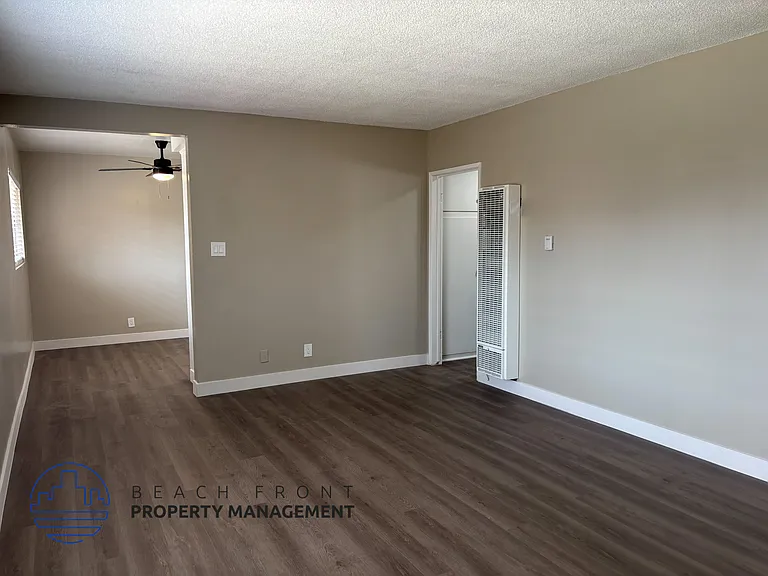 147 E Wakefield Ave — Photo 8