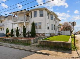 214 Kenyon Ave, Pawtucket, RI 02861