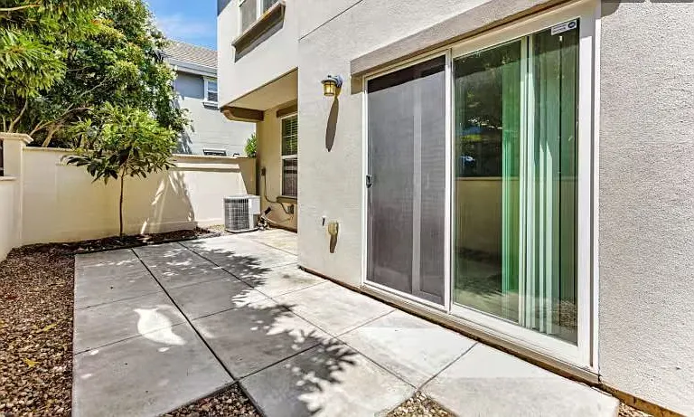 233 S Yucatan Pl — Photo 21